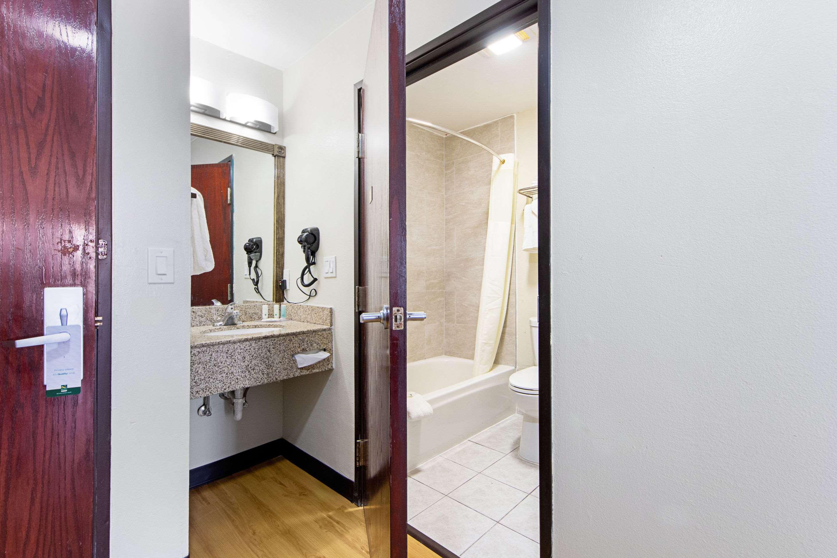 Quality Inn Greenville I-30 Εξωτερικό φωτογραφία